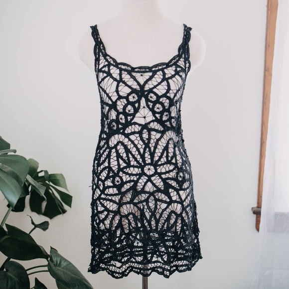 🌿Intimately for Free People / Black Lace Swim Cover - Picture 1 of 6